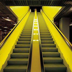 seattle_library_escalator