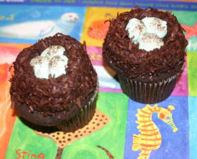 dahlia bakery cupcake