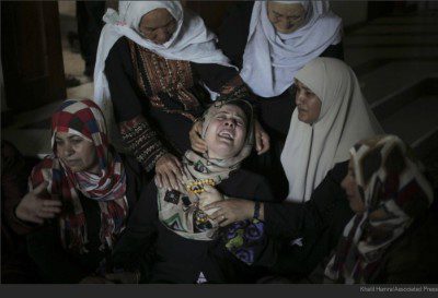 gaza mother mourns